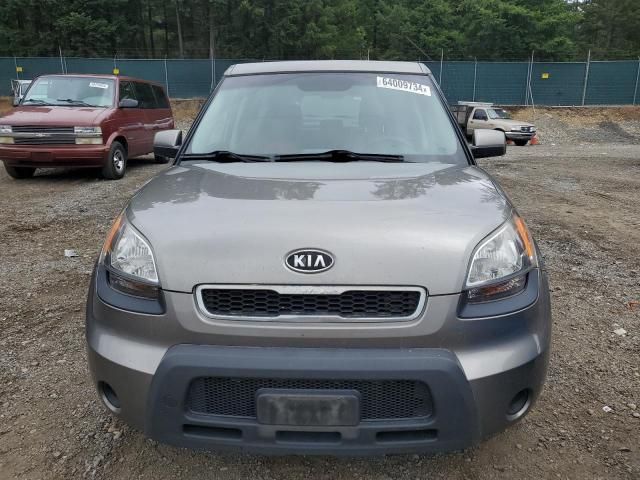 2011 KIA Soul +