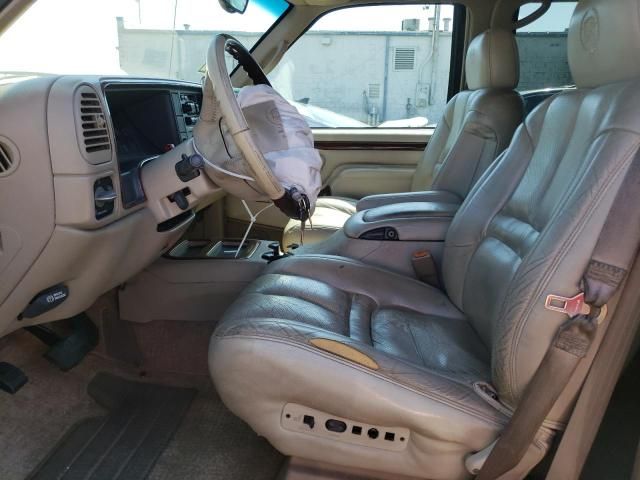 2000 Cadillac Escalade