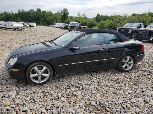 2005 Mercedes-Benz CLK 320