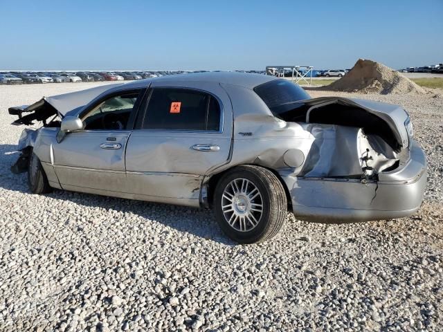 2008 Lincoln Town Car Signature Limited