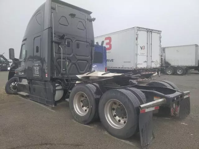 2016 Freightliner Cascadia 125