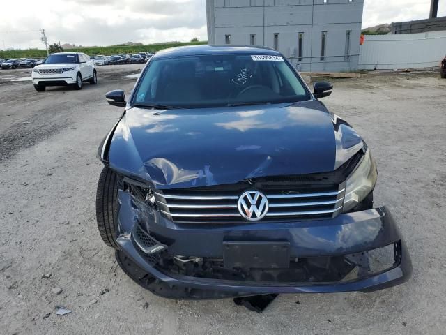 2014 Volkswagen Passat SE