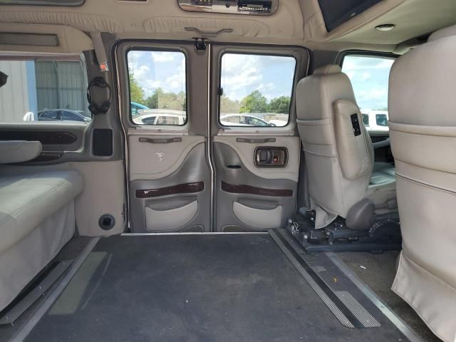 2010 Chevrolet Express G1500 4LT