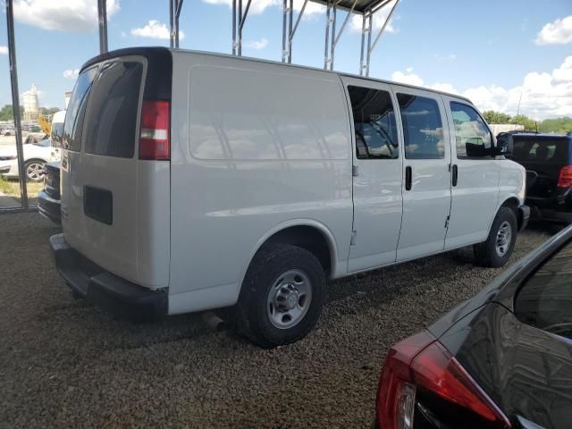 2016 Chevrolet Express G2500