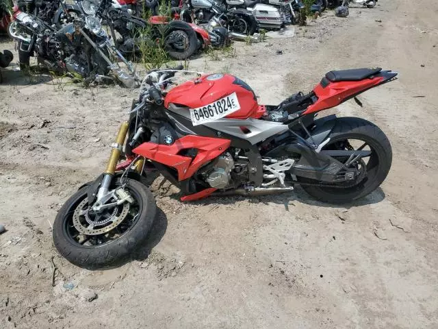 2016 BMW S 1000 R