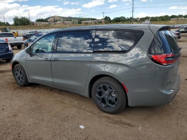 2022 Chrysler Pacifica Hybrid Touring L