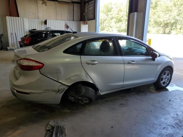 2015 Ford Fiesta SE