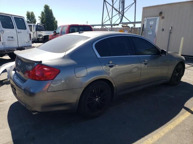 2015 Infiniti Q40