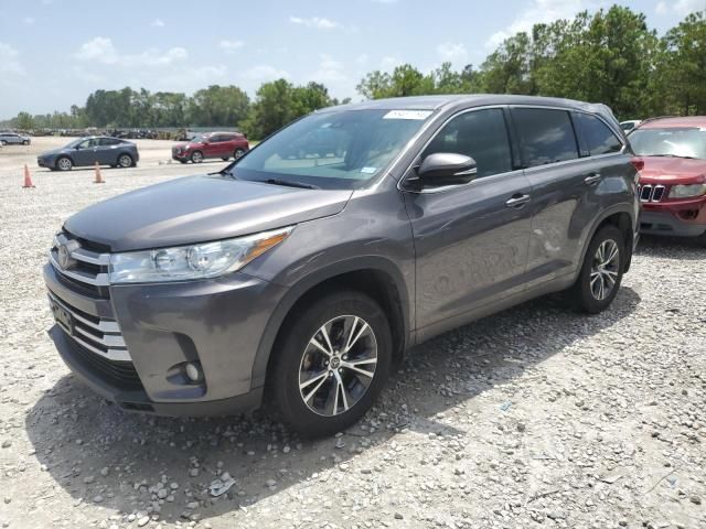 2017 Toyota Highlander LE