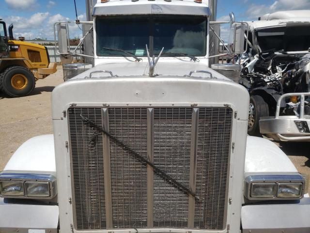 2002 Peterbilt 379