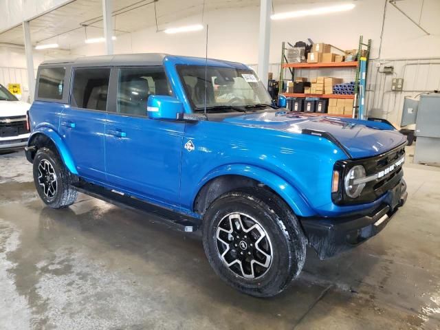 2023 Ford Bronco Base