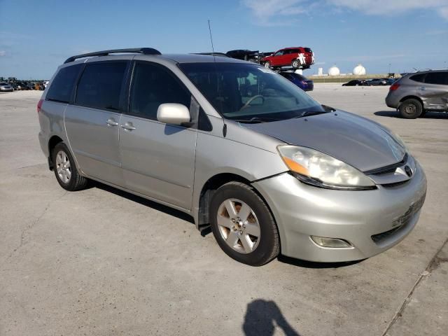 2008 Toyota Sienna XLE