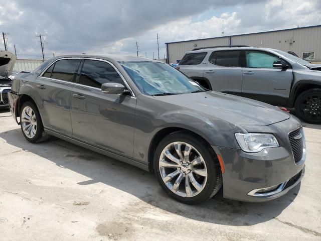 2018 Chrysler 300 Touring