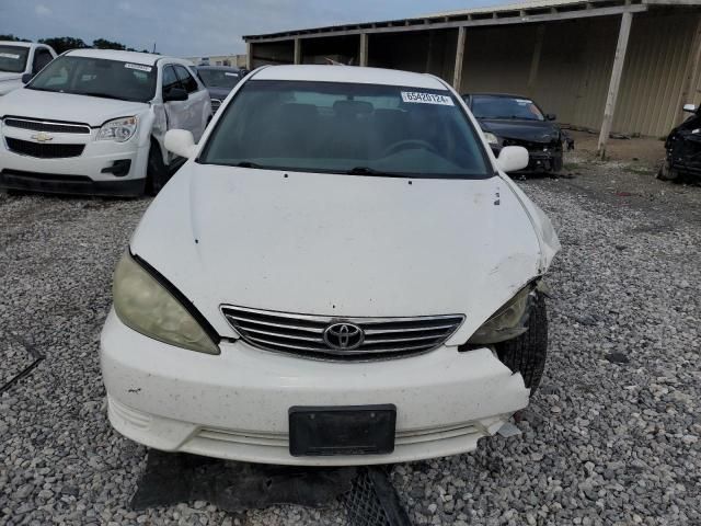 2005 Toyota Camry LE