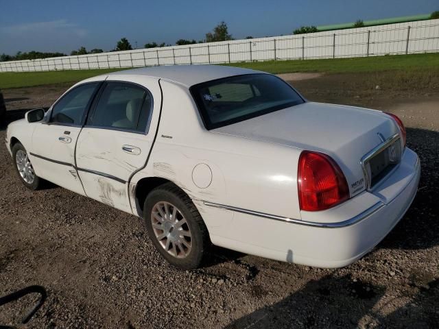 2007 Lincoln Town Car Signature