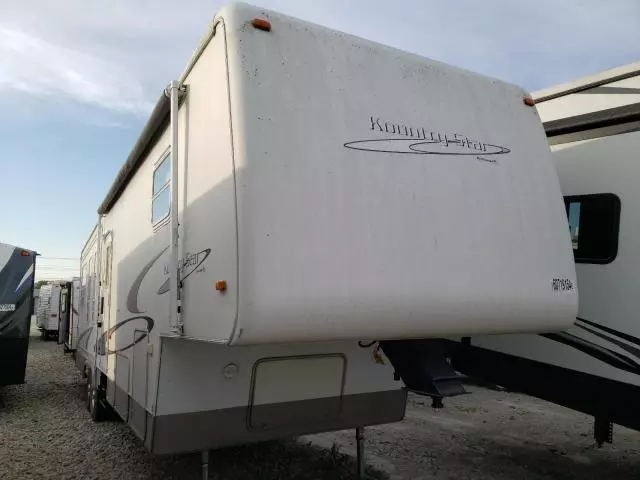 2001 Newmar Trailer