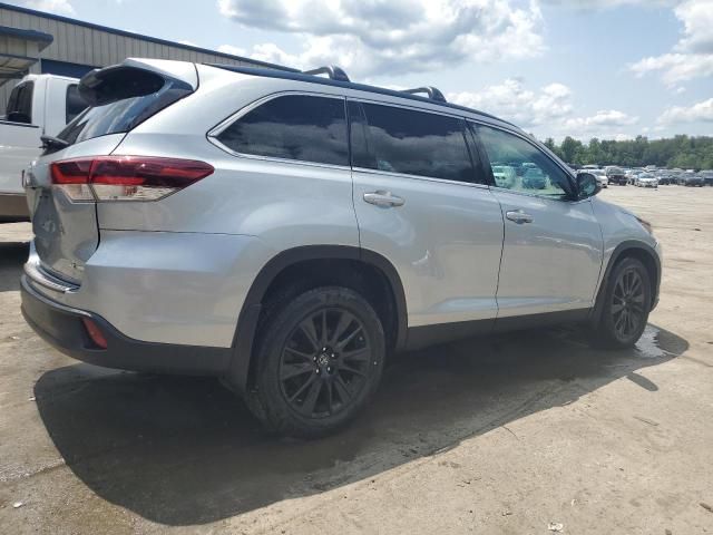 2019 Toyota Highlander SE