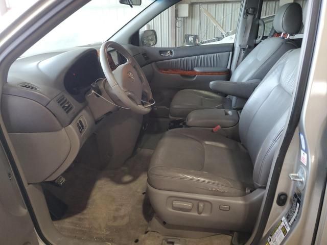 2008 Toyota Sienna XLE