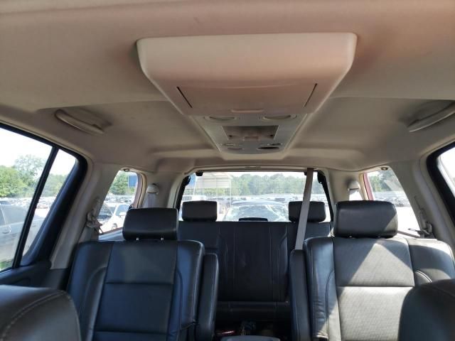 2005 Nissan Armada SE