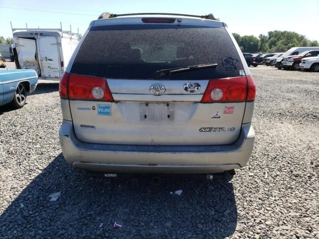 2006 Toyota Sienna CE