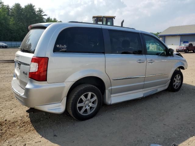 2011 Chrysler Town & Country Touring