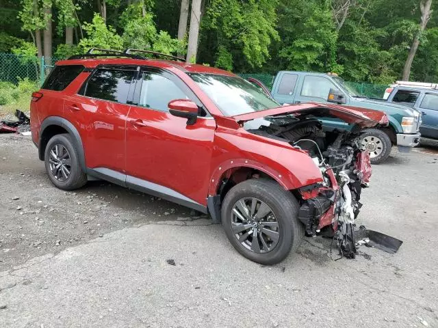 2022 Nissan Pathfinder SV