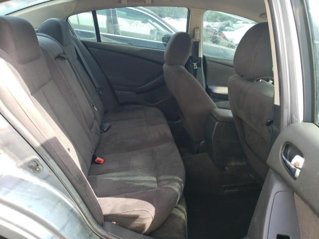 2010 Nissan Altima Base