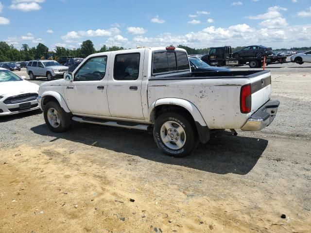 2000 Nissan Frontier Crew Cab XE