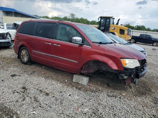 2012 Chrysler Town & Country Limited