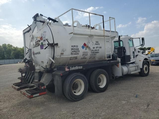 2006 Peterbilt 335