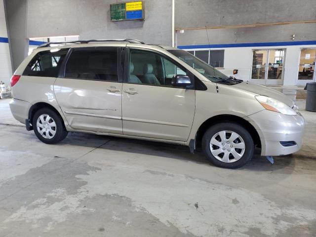 2008 Toyota Sienna CE