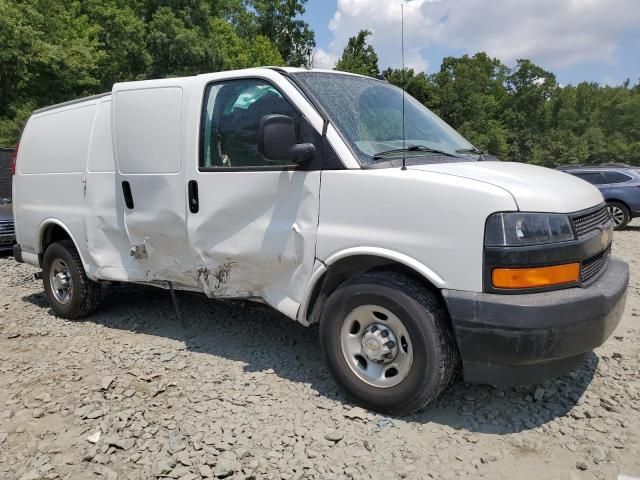 2022 Chevrolet Express G2500