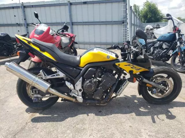 2003 Yamaha FZS10