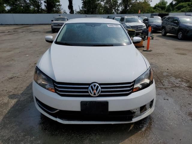 2013 Volkswagen Passat S