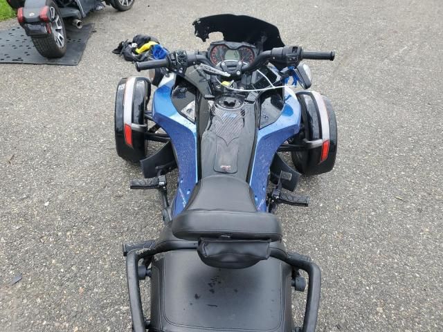 2017 Can-Am Spyder Roadster F3