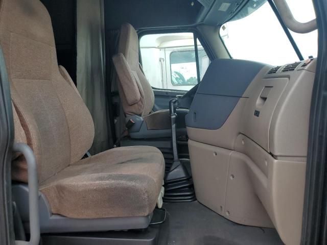 2015 Freightliner Cascadia 125