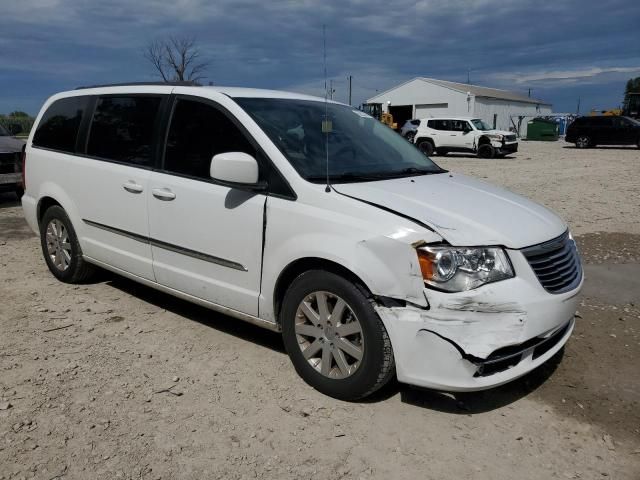 2016 Chrysler Town & Country Touring