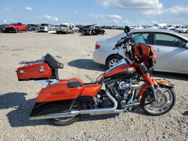 2014 Harley-Davidson FLHRSE4 CVO