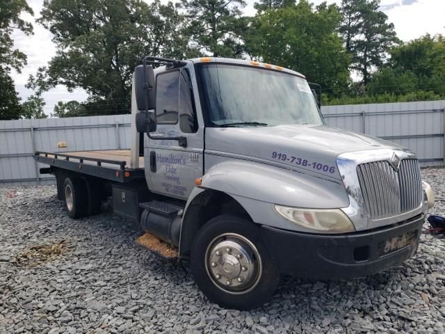 2002 International 4000 4300