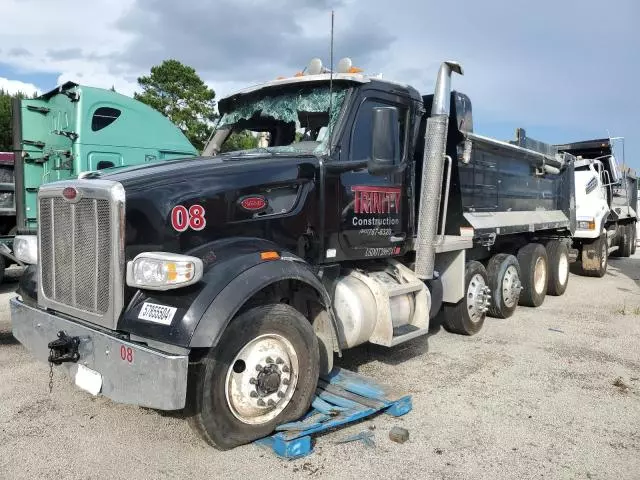 2023 Peterbilt 567