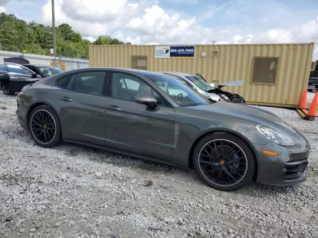 2023 Porsche Panamera Base