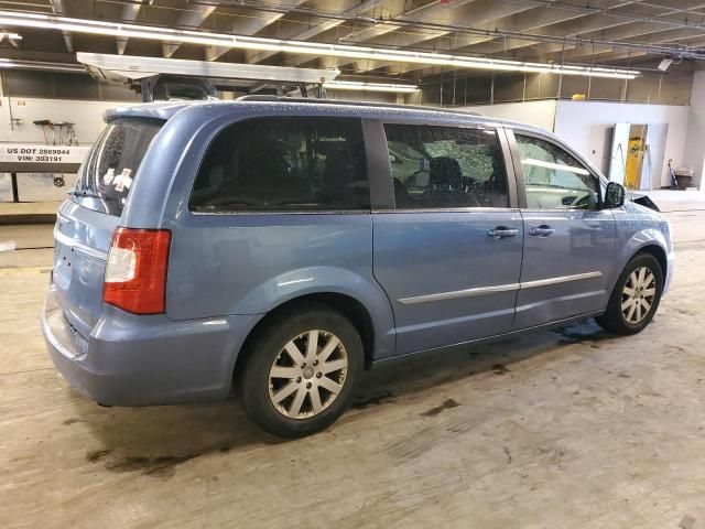 2011 Chrysler Town & Country Touring L