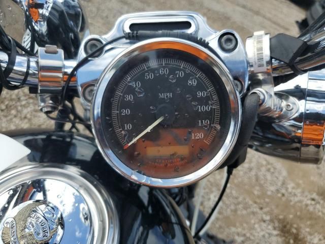 2004 Harley-Davidson XL1200 C