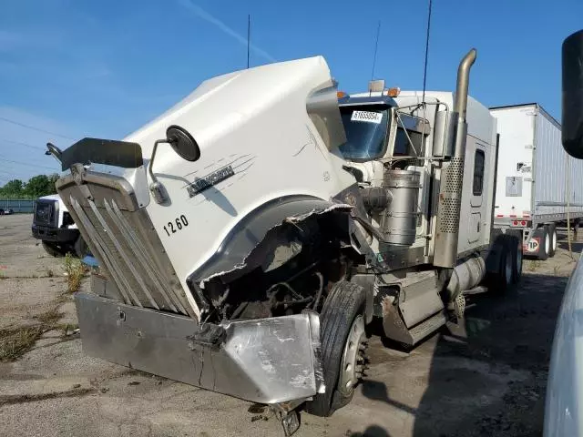 2000 Kenworth Construction W900