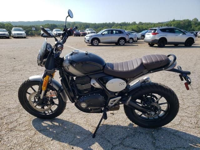 2024 Triumph Scrambler 400 X