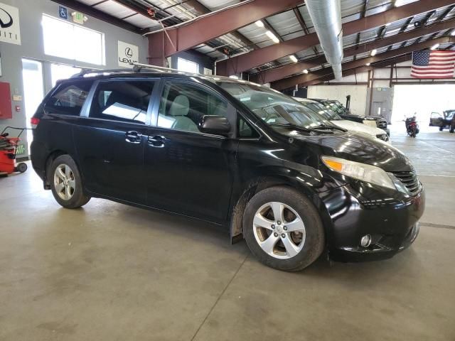 2012 Toyota Sienna LE