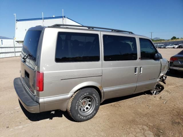 2002 GMC Safari XT