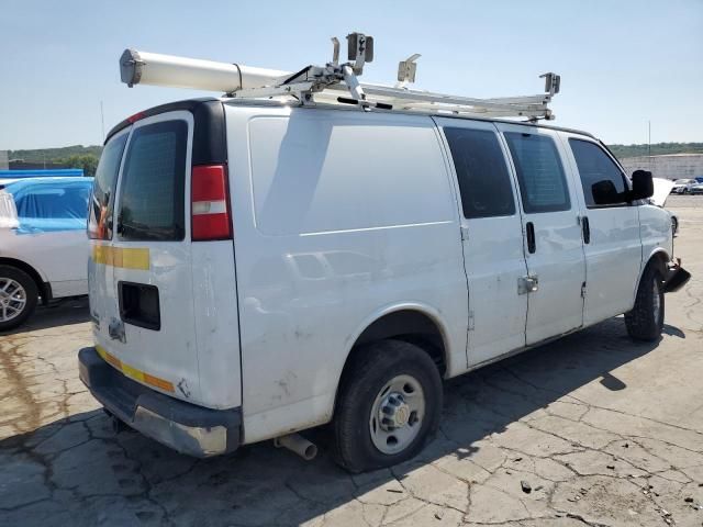 2014 Chevrolet Express G2500