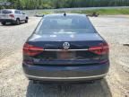 2017 Volkswagen Passat R-Line