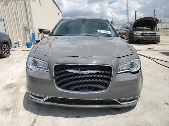 2018 Chrysler 300 Touring